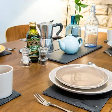 Cool Stockbridge Apartmnt شقة إدنبرة