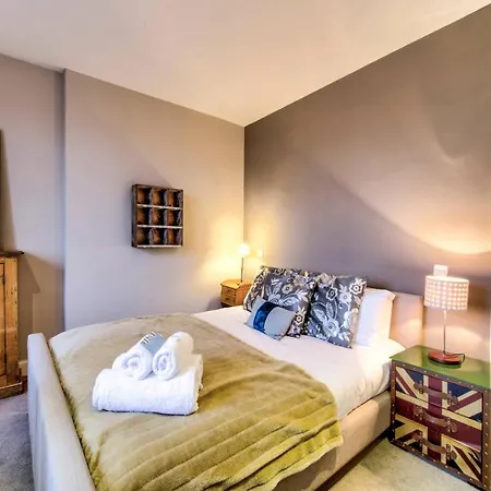 City Centre Penthouse *