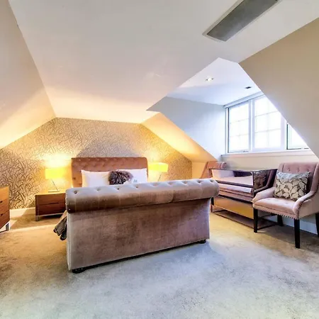 City Centre Penthouse Edinburgh