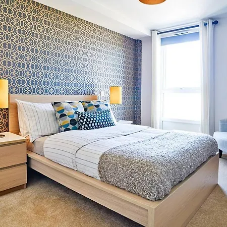 Spacious City Centre 3bed شقة