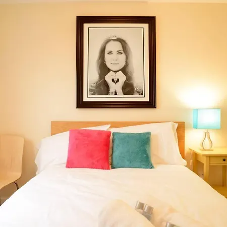 Appartement Altido Lovely For 4 With Free Parking *