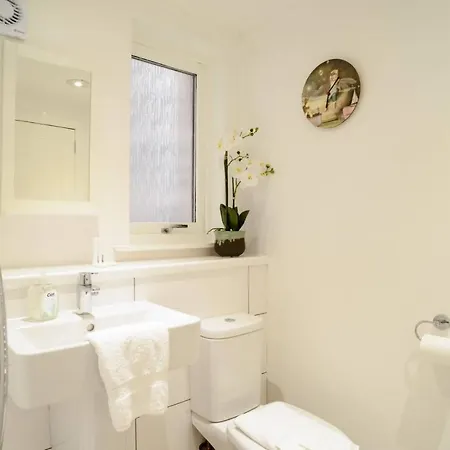 Appartement Altido Lovely For 4 With Free Parking Edinburgh