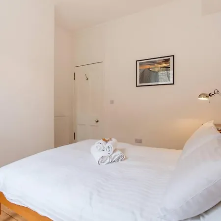 Apartment Spacious City Centre 3bed
