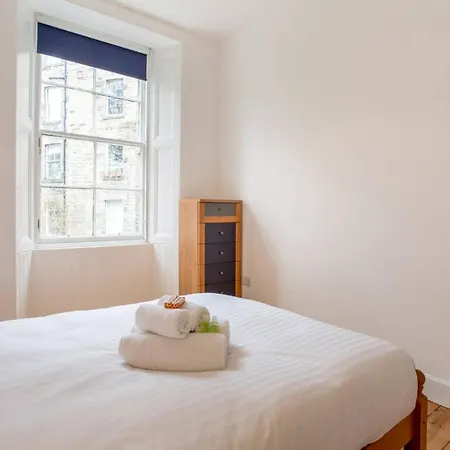 Spacious City Centre 3bed * Edinburgh