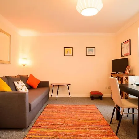 Altido Lovely For 4 With Free Parking * Edinburgh