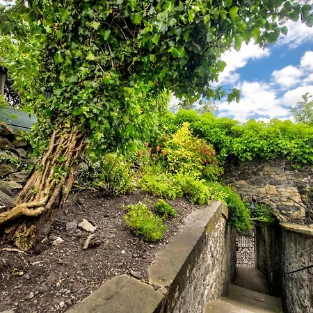 Altido Rockhouse: Historic Gem - Photographer's Studio
