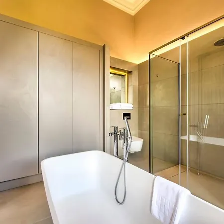 Amazing Carlton Terrace Apt With Garden Access *