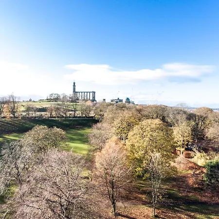 Amazing Carlton Terrace Apt With Garden Access * Edinburgh