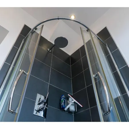 Apartment Central, Modern And Well-equipped Edinburgh