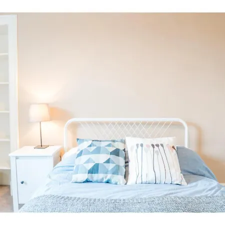 Central, Modern And Well-equipped Daire *