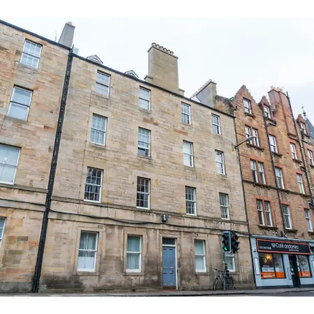 Central, Modern And Well-equipped Apartment Edinburgh