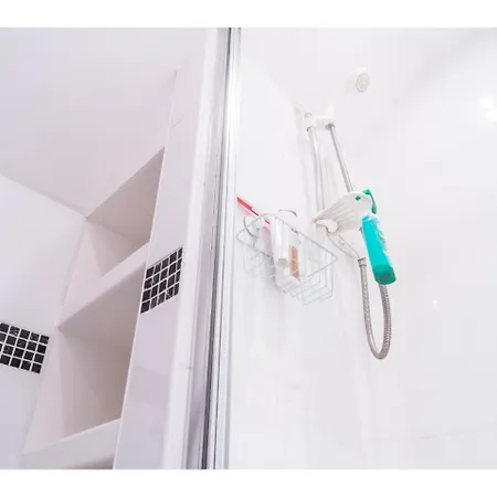 Central, Modern And Well-equipped Apartment