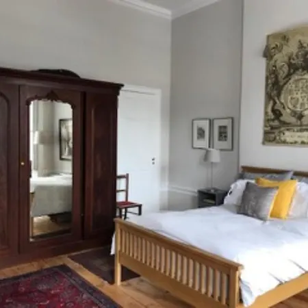 شقة Elegant 2 Bedroom In City Centre *