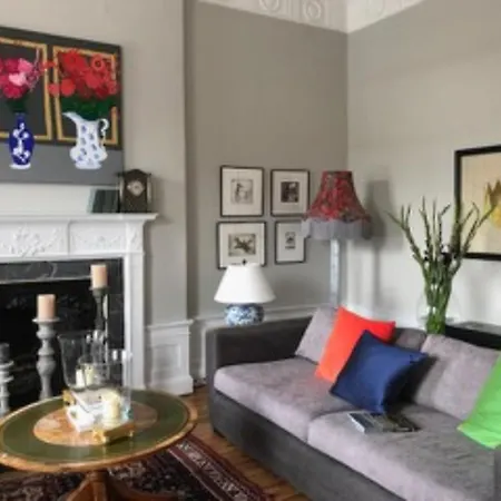شقة Elegant 2 Bedroom In City Centre