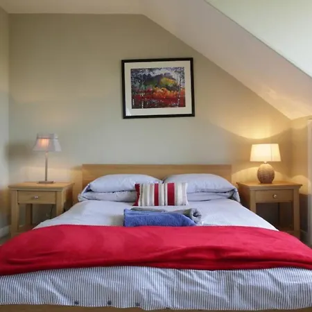 North Castle Street Flat With Views Over Daire *