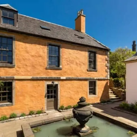 Ferienhaus Altido Rock House: Historic Gem - Heart Of The Edinburgh
