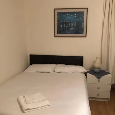 卡农旅馆 招待所