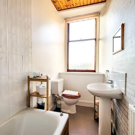 Stylish 2bed By Guestready