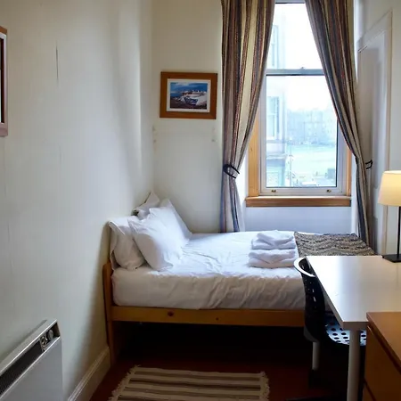 Traditional 3 Bedroom In Bruntsfield Daire Edinburgh