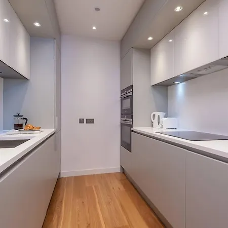 Best Location! - Ultra Modern Quartermile Apt * Edinburgh