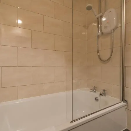 Daire Comfortable City 2br Apt, Near Leith Edinburgh