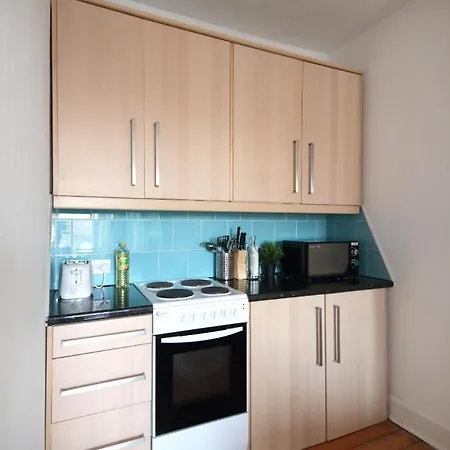 Bright & Charming One Bed In Morningside * إدنبرة