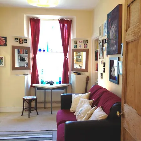 Artist's Flat Near Castle *
