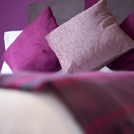 The Spires Serviced Apartments Edinburgh Apartment *
