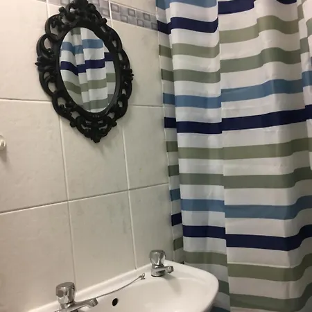 Stylish And Cosy Near City Center *