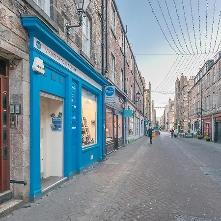 Daire Cosy Holiday In City Centre, Rose Street Edinburgh