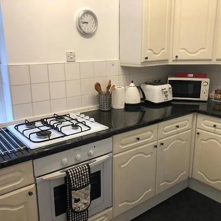 2 Bedroom In The Heart Of Old Town