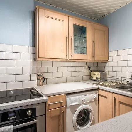 Bright Flat In The Heart Of Leith. Free Parking. 爱丁堡