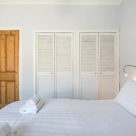公寓 Bright Flat In The Heart Of Leith. Free Parking. 爱丁堡