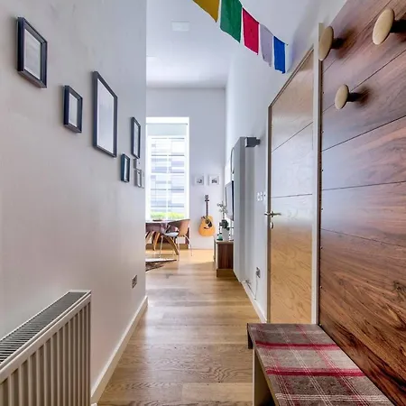 Ultra Stylish Simpson Loan Apt With Free Parking Appartement