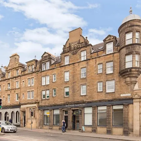 Silver Lining Luxury Holyrood Apt *