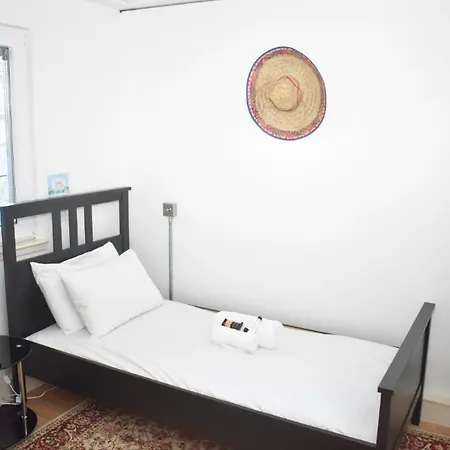 Peffermill Road - Delightfully Modern Two Bedroom Apt Near Arthurs Seat * Édimbourg
