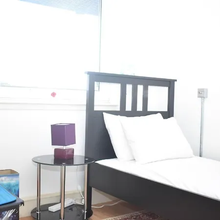 Διαμέρισμα Peffermill Road - Delightfully Modern Two Bedroom Apt Near Arthurs Seat Εδιμβούργο