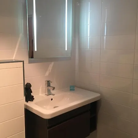 Apartment 16b Victoria Terrace - Quirky Scottish On The Royal Mile! Edinburgh