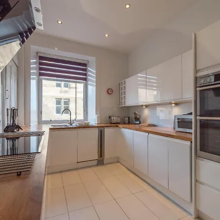 Bruntsfield Place - Beautiful 2 Bed With Spectacular Views! Edimburgo