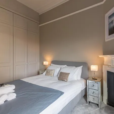 Bruntsfield Place - Beautiful 2 Bed With Spectacular Views! Edimburgo