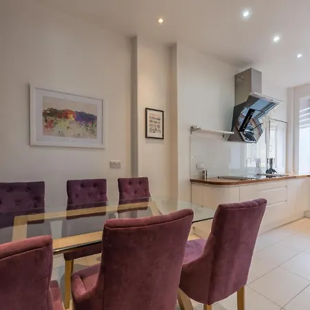 Bruntsfield Place - Beautiful 2 Bed With Spectacular Views! Appartamento