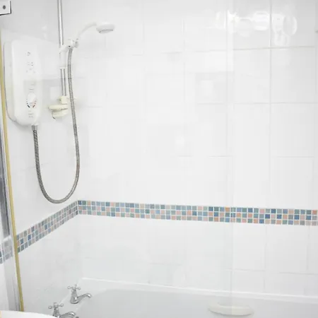 Chapel Lane - Charming Modern One Bed At The Shore! Apartment Edinburgh