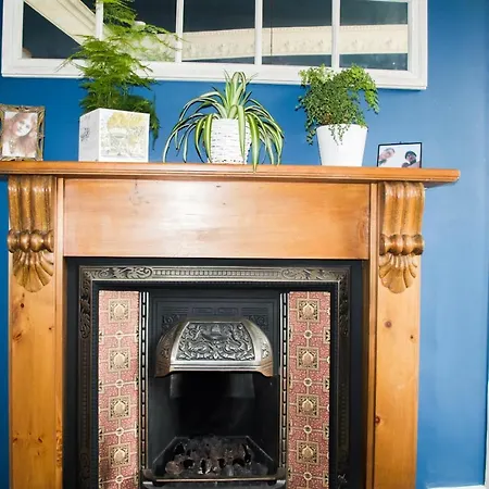Bright Flat In With Private Garden Edimburgo