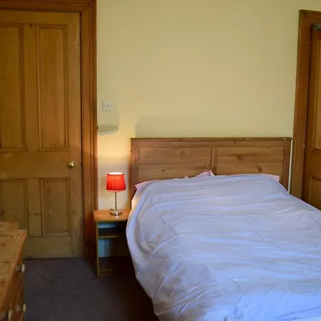 4 Bedroom Georgian Flat In New Town Διαμέρισμα *