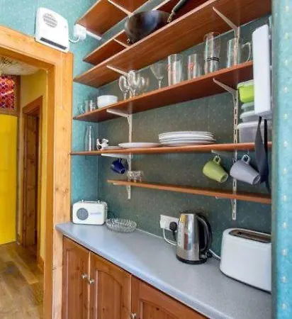 Brunswick Street - Central Traditional Flat Apartamento