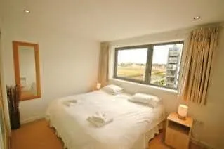 Harbour * אדינבורו