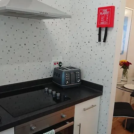 Daire Violet Bank West End. *