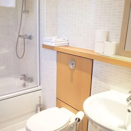 Dreamhouse Centre Hotell