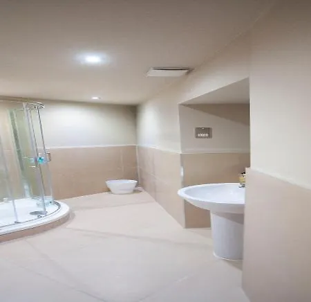 Palmerston Hotel apartamentowy Edynburg