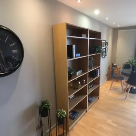 Penthouse In Edinburgh's Centre *